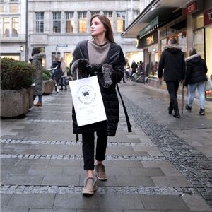 Meet your Posher, Anastasia